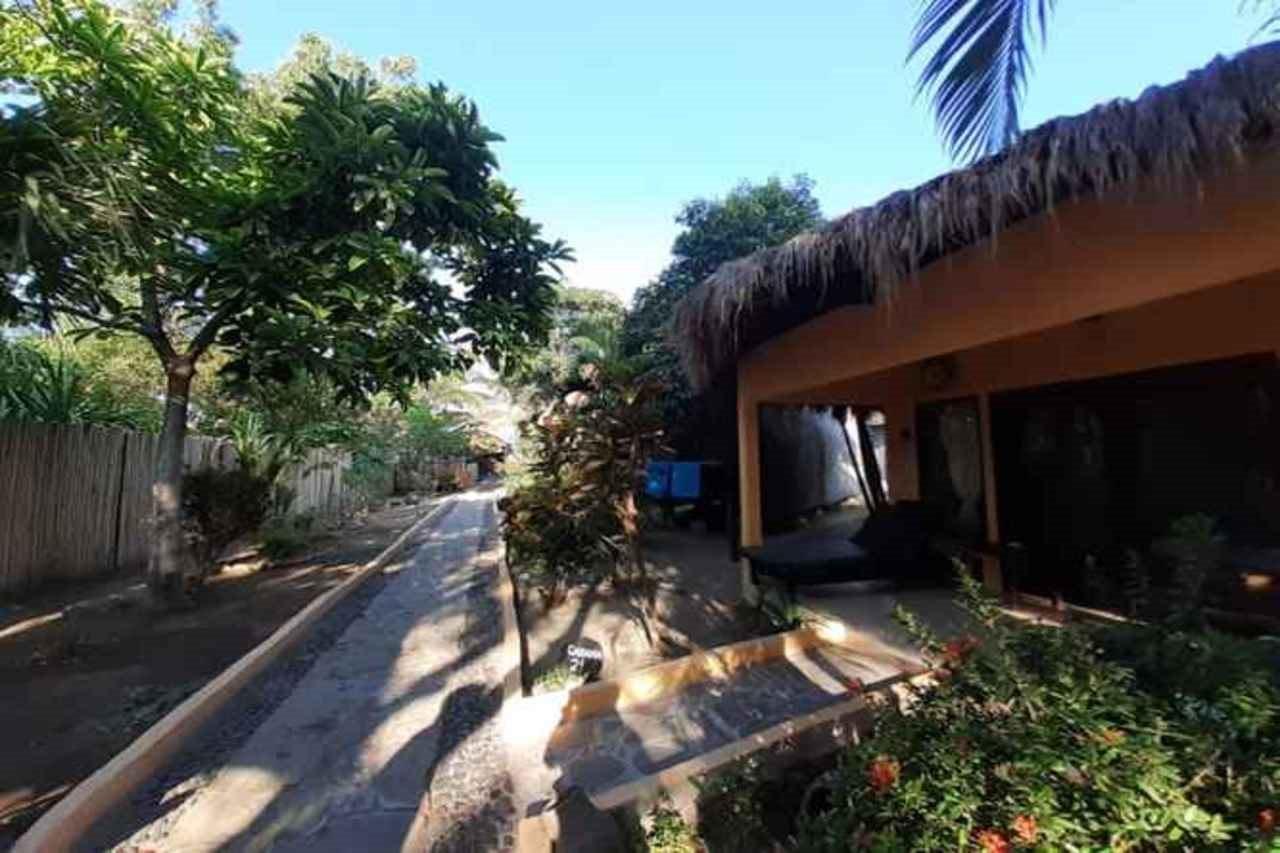 Laguna Gili Gili Trawangan Exterior photo