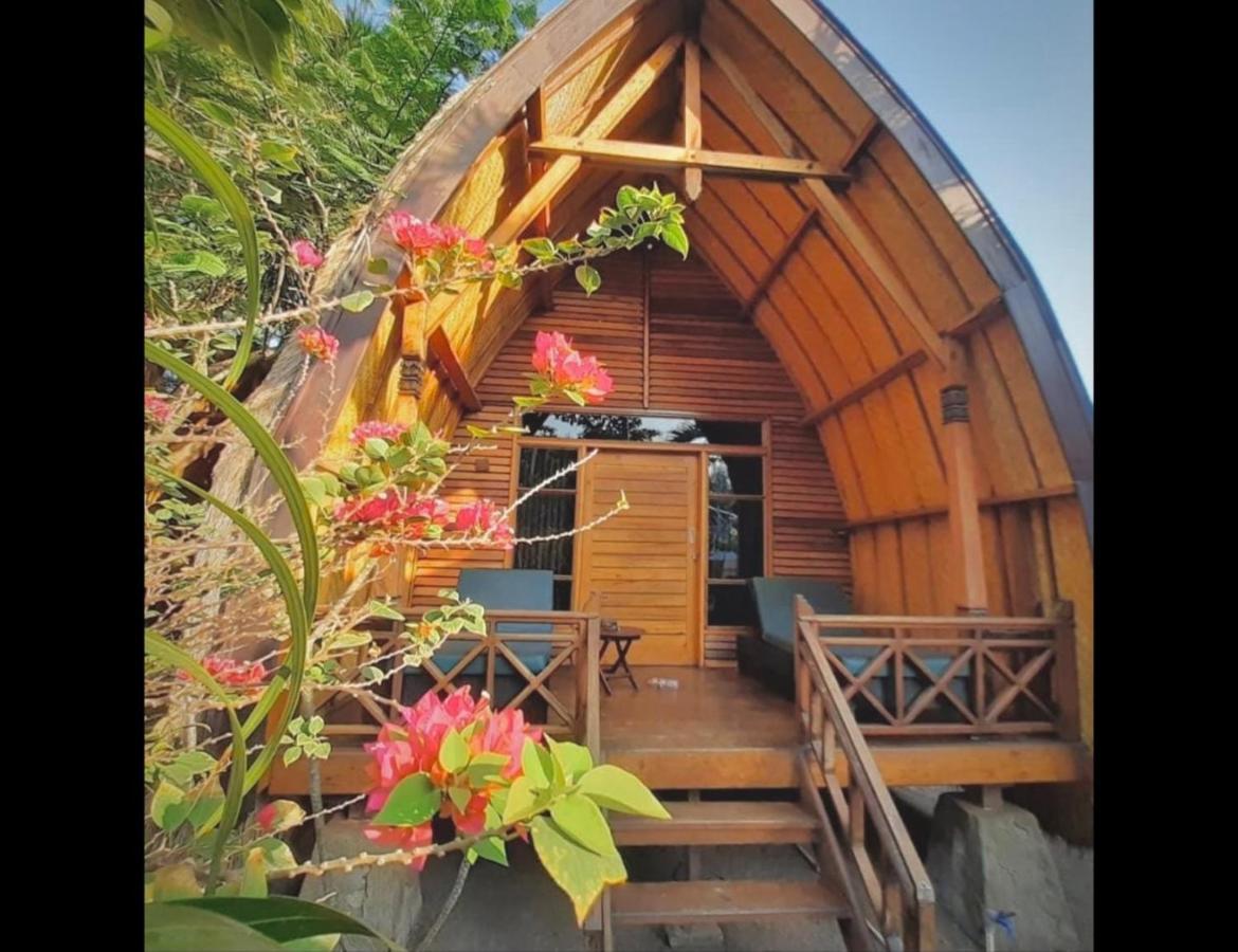 Laguna Gili Gili Trawangan Exterior photo